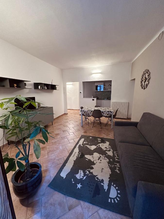 아로나 La Casa Del Corso 아파트 외부 사진